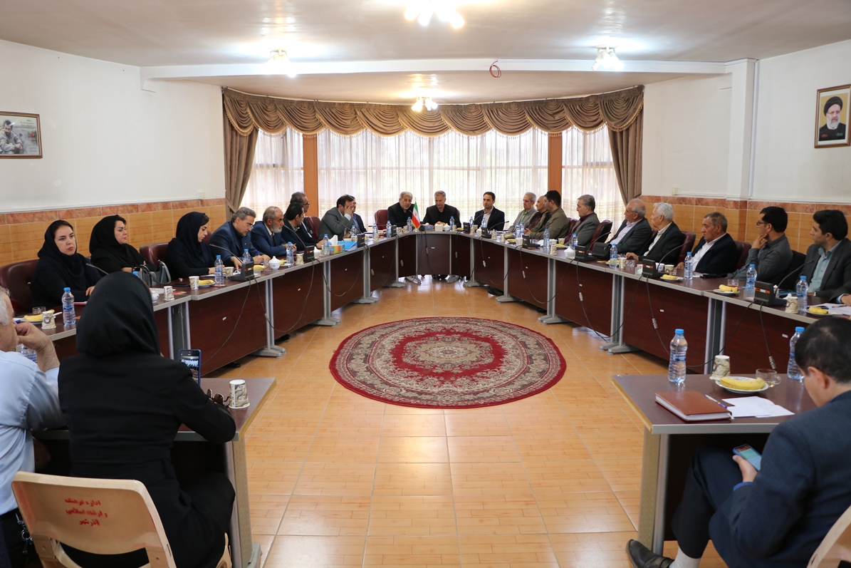 درنشست بررسی حوزه درمانی بازنشستگان تامین اجتماعی شهرستان آذرشهر مطرح شد:
تقدیر از بروز رسانی پرداخت خسارت درمان بازنشستگان تامین اجتماعی استان آذربایجان شرقی توسط آتیه سازان حافظ 
