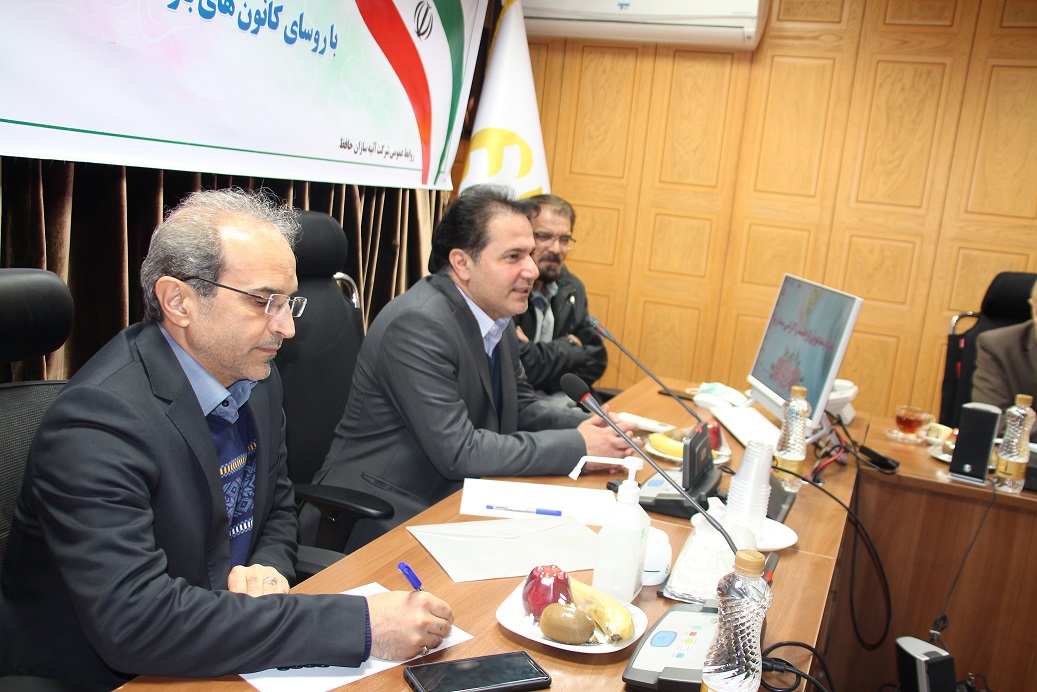 دکترعلی خسروی مطرح کرد :
مشکلات حوزه سلامت و درمان بازنشستگان با اقدامات منسجم وهماهنگ درسطح کشور قابل حل است 
