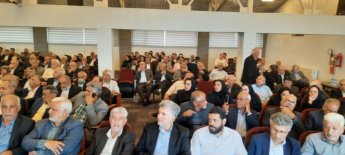 گزارش تصویری/ همایش مشترک آتیه سازان حافظ و کانون‌های بازنشستگان تامین اجتماعی سراسر کشور برگزار شد