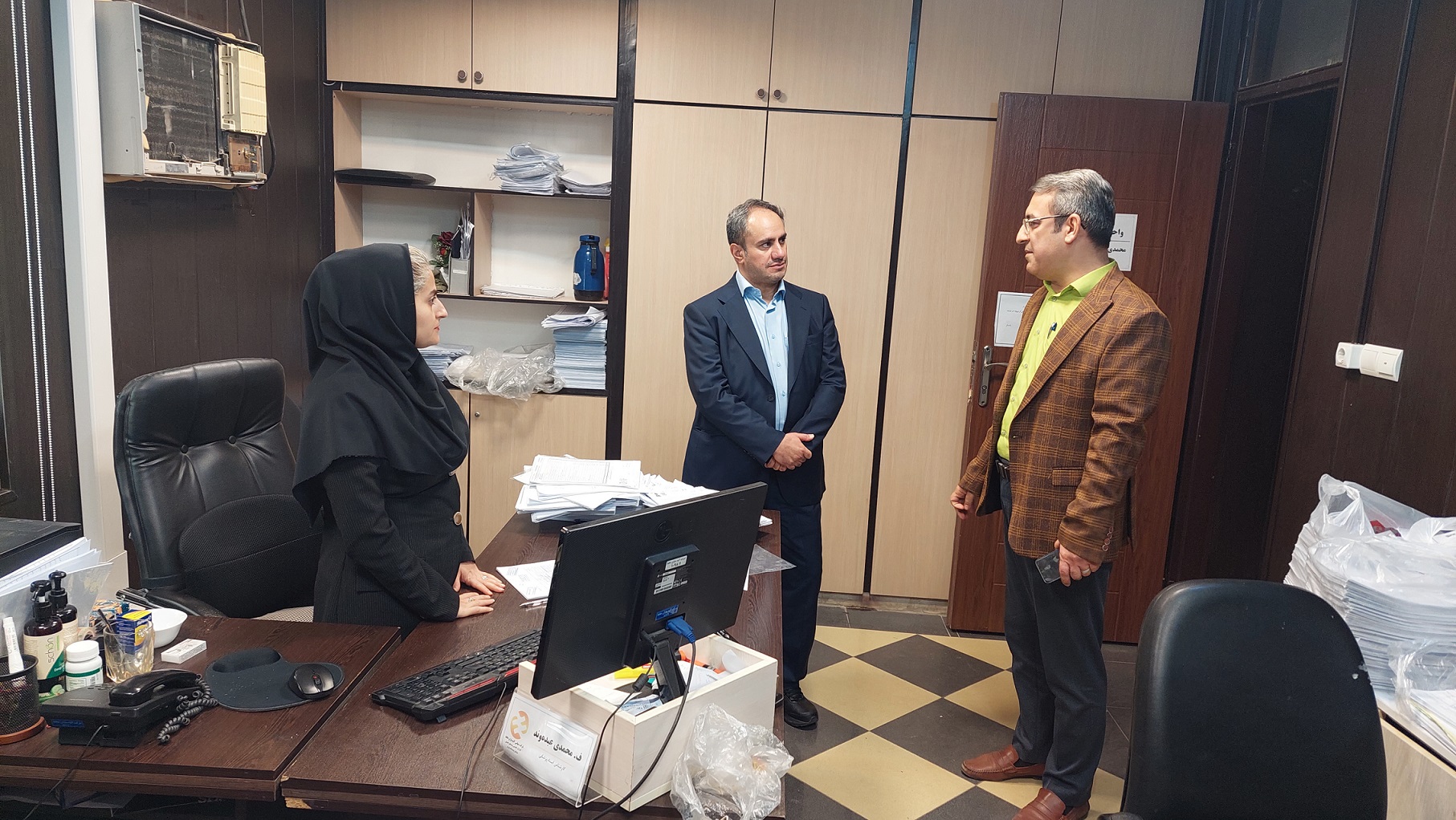 بازدید نایب رئیس هیئت مدیره آتیه سازان حافظ از شعبه خوزستان/گزارش تصویری 