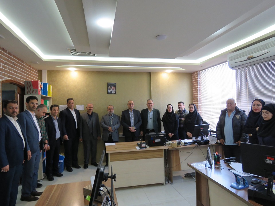دیدار صمیمانه مدیرعامل آتیه سازان حافظ با کارکنان شعبه استان خراسان رضوی 