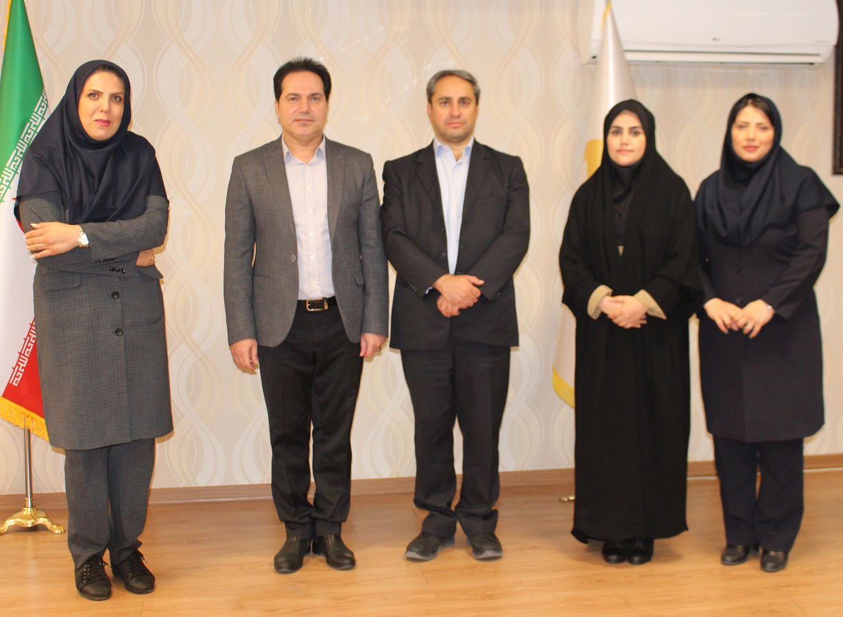 تقدیر از کارکنان روابط عمومی به مناسبت روز جهانی روابط عمومی و ارتباطات
