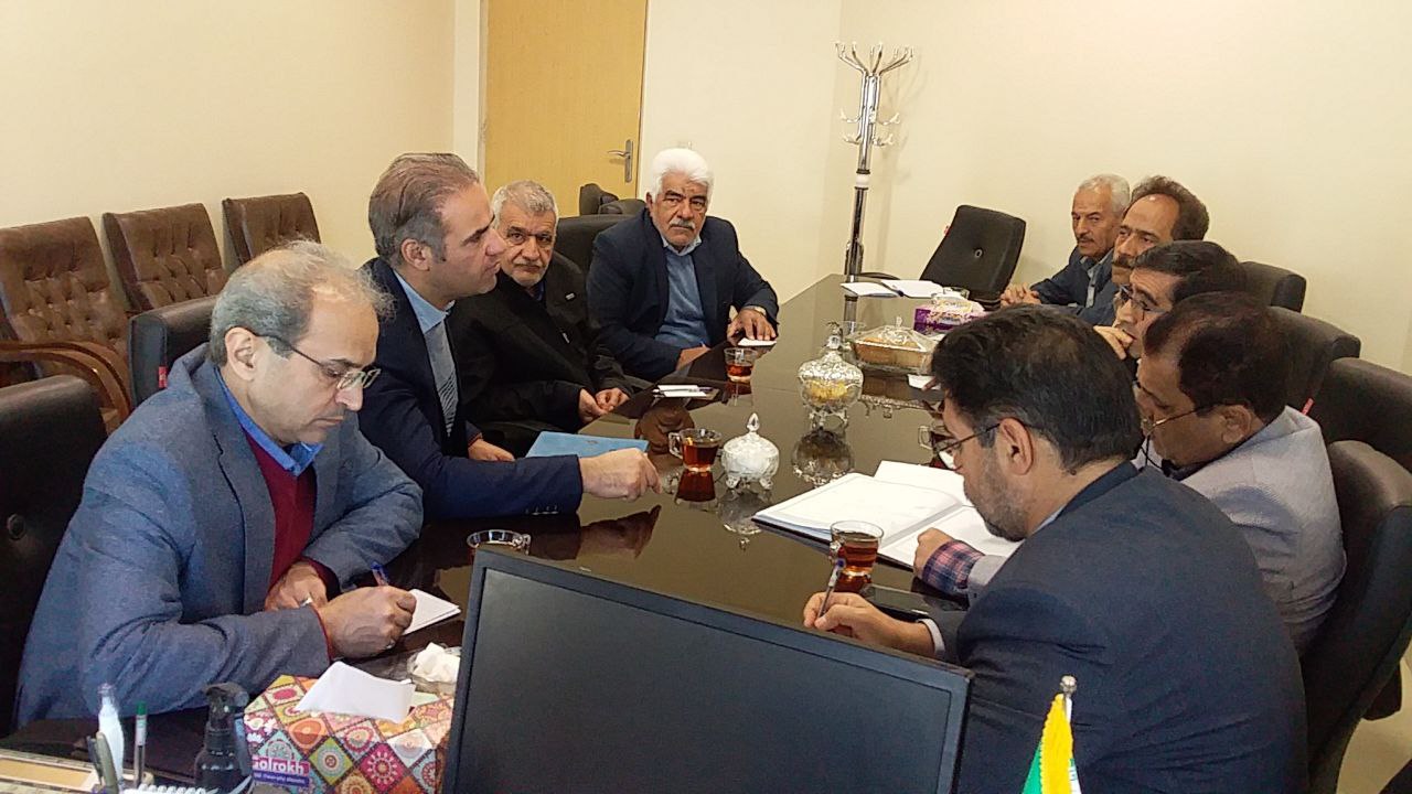 معاون فنی بیمه آتیه سازان حافظ خبرداد :
قرارداد با مراکزدرمانی ، پاراکلینیک و بستری با آتیه سازان حافظ درسراسرکشور شتاب قابل ملاحظه ای گرفته است 
